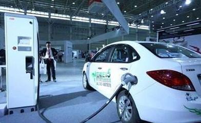 電動(dòng)汽車換電站,換電站的充換電服務(wù)收費(fèi)模式是怎樣?